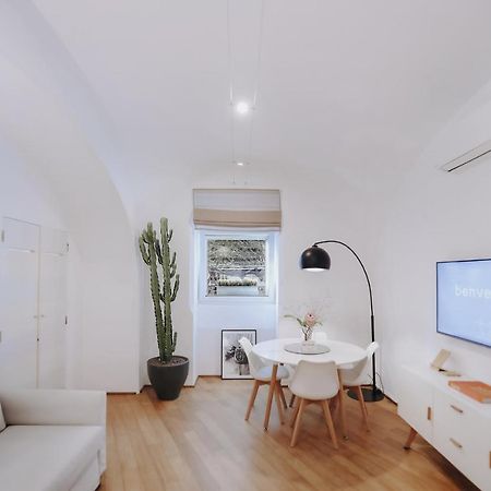 Insieme Suites Napoli Bagian luar foto