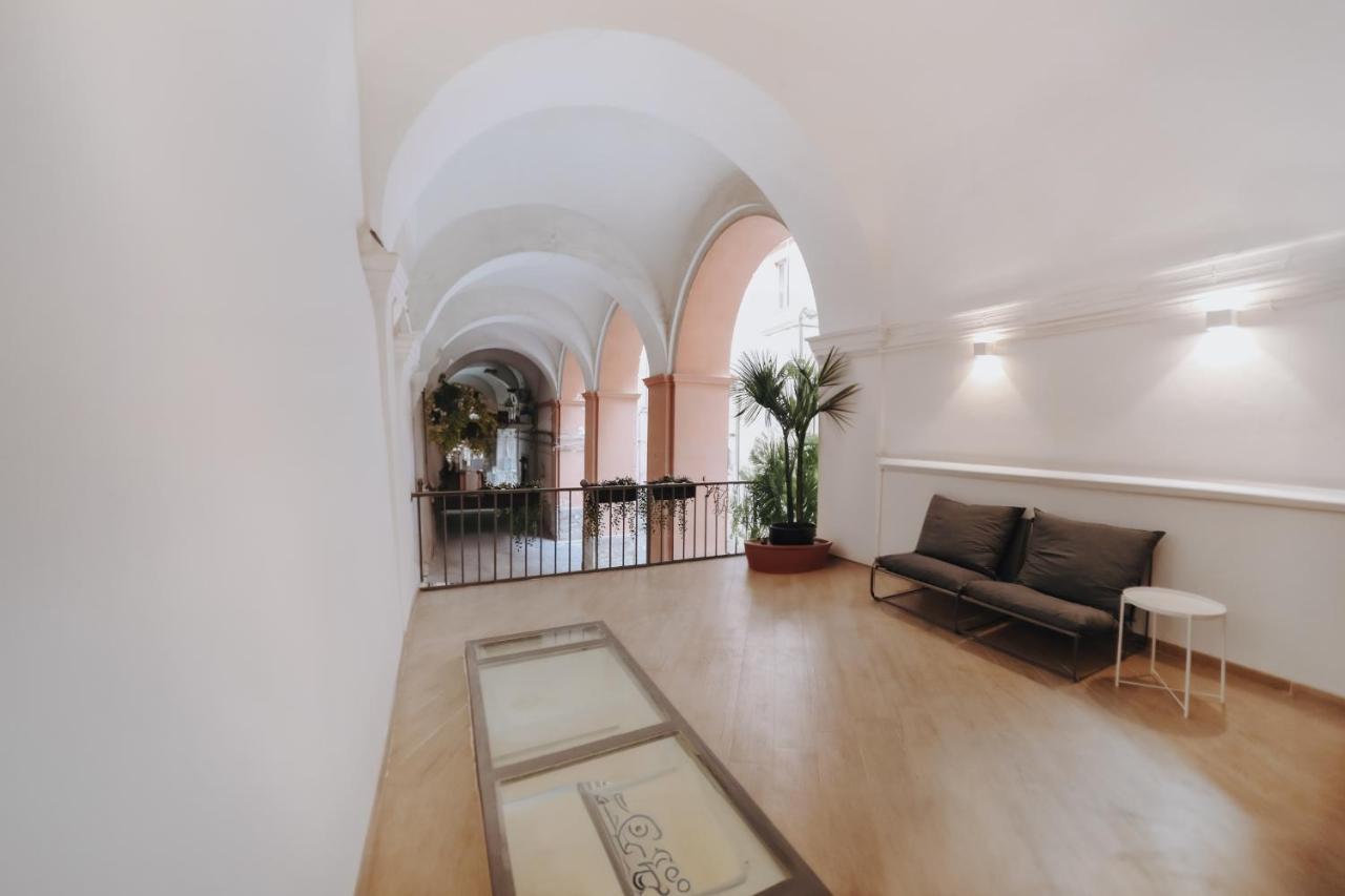 Insieme Suites Napoli Bagian luar foto