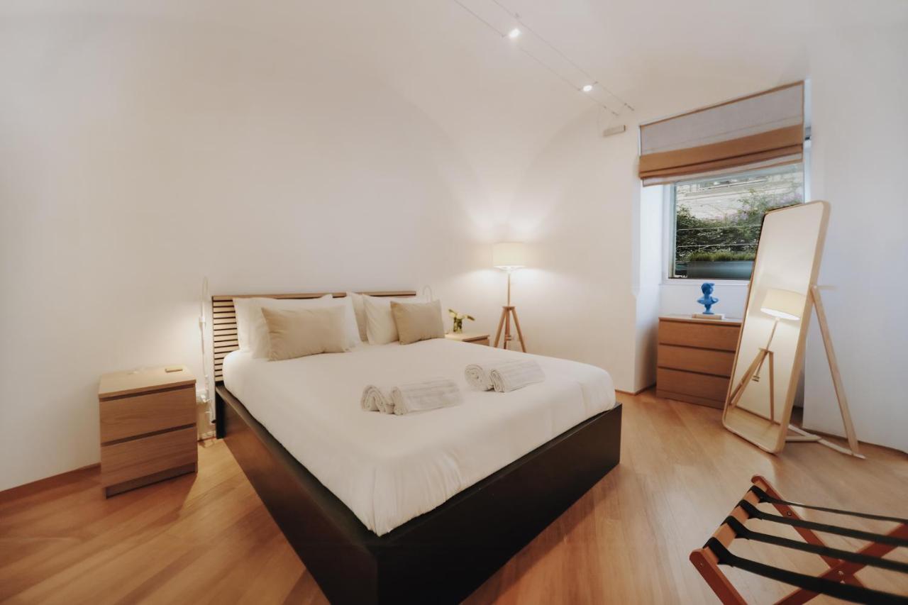 Insieme Suites Napoli Bagian luar foto