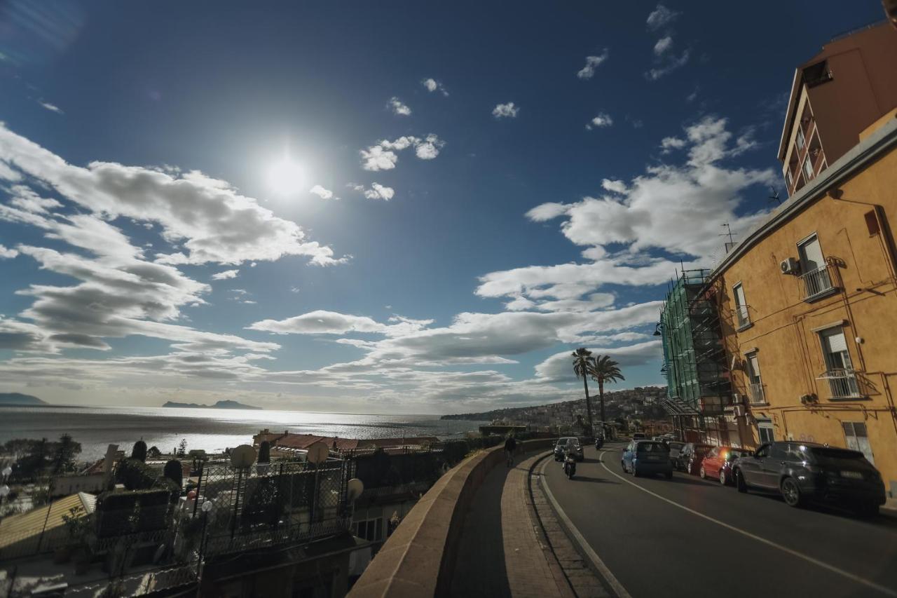 Insieme Suites Napoli Bagian luar foto