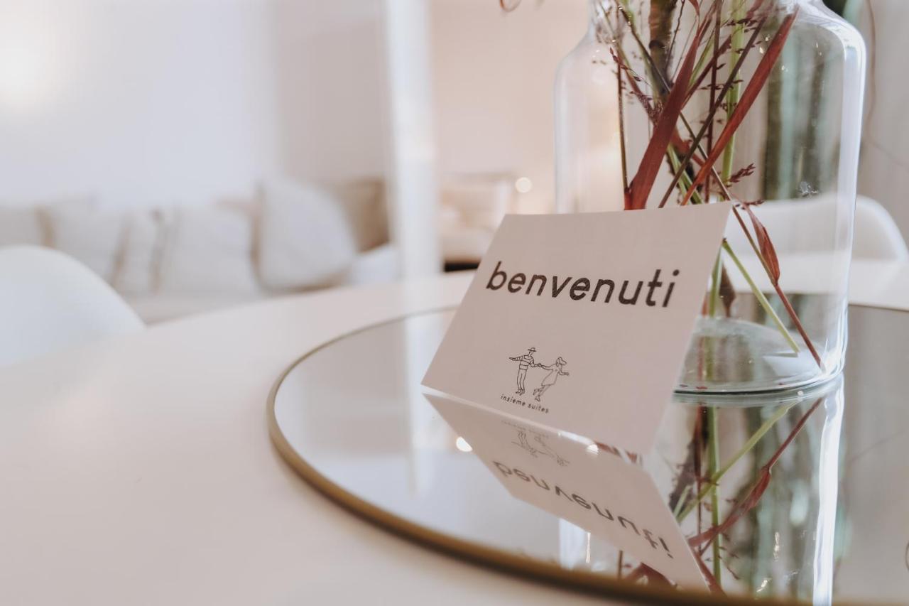 Insieme Suites Napoli Bagian luar foto